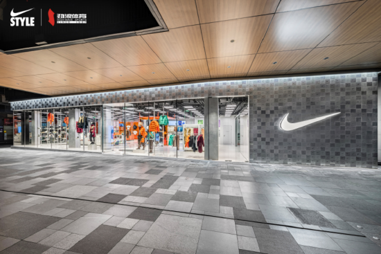 西南首家Nike Style零售概念店亮相成都太古里_手机新浪网