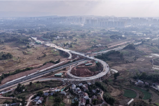 G65包茂高速公路大竹双马互通迁建工程(图片来源:县交通运输局)