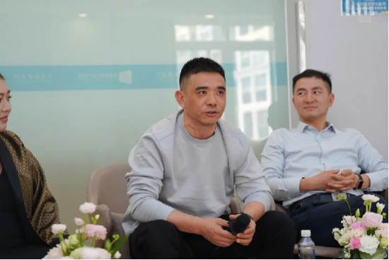 成都市自媒体协会文旅文创专委会主任 石亿先生