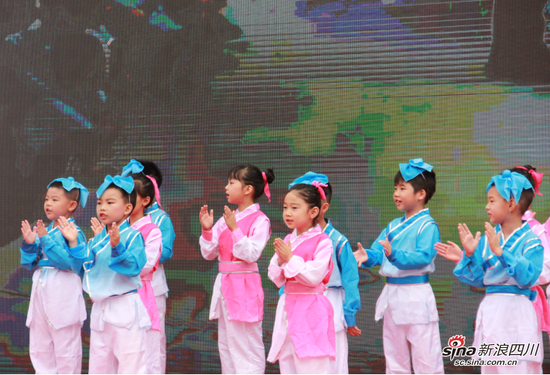 朗诵《弟子规》