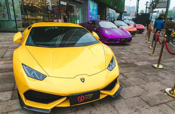 斯皮尔伯格电影在成都撞上了跑车