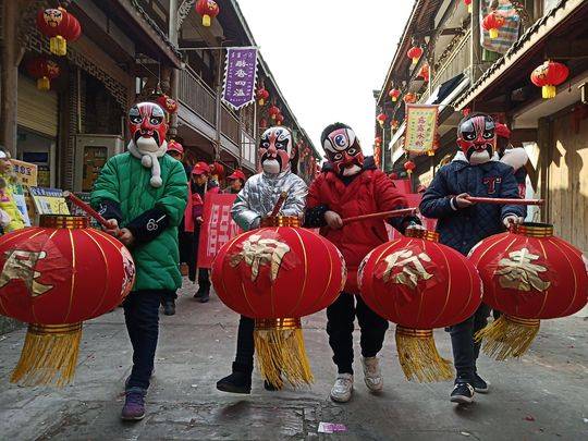 四川迎来返程小高峰 这个春节你在哪些好耍的
