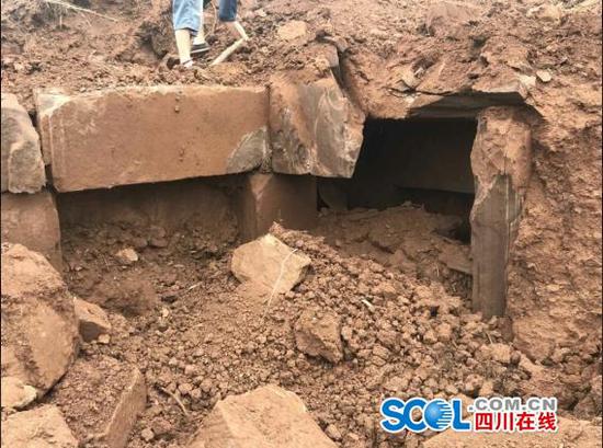 四川安岳工地现无名古墓 曾在同地发现过宋代墓葬