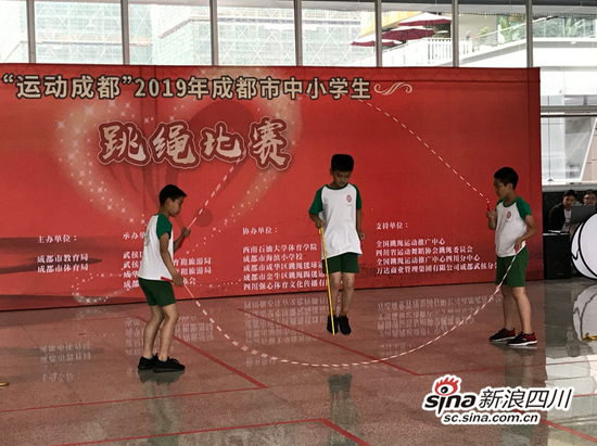 万春学子运动瞬间