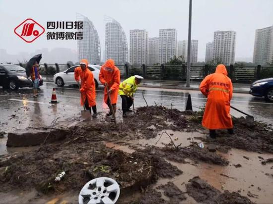 图片来源:绵阳交警