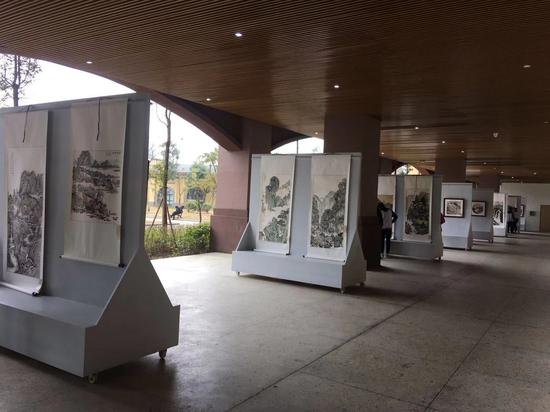 双流知名女书画家作品展