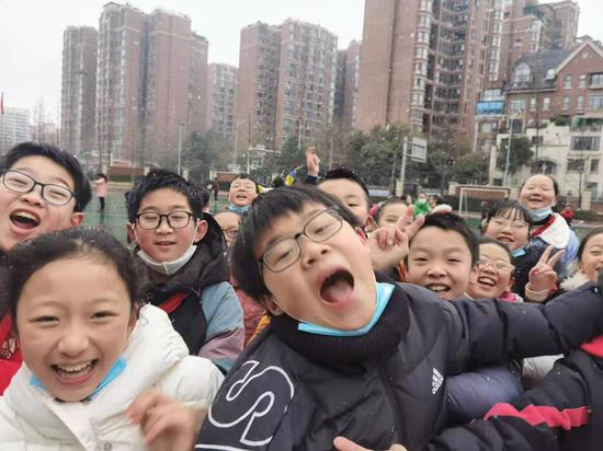 龙江路小学中粮祥云分校