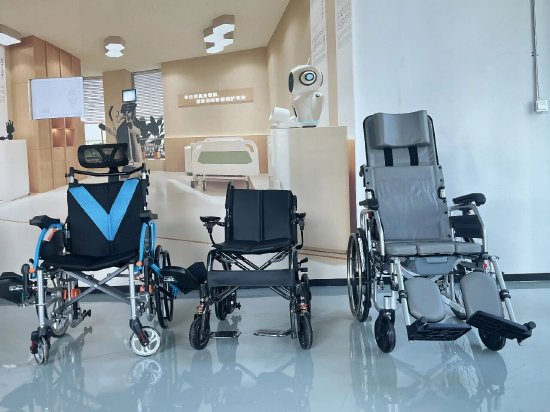 布法罗机器人科技（成都）有限公司推出的智能康复类产品。