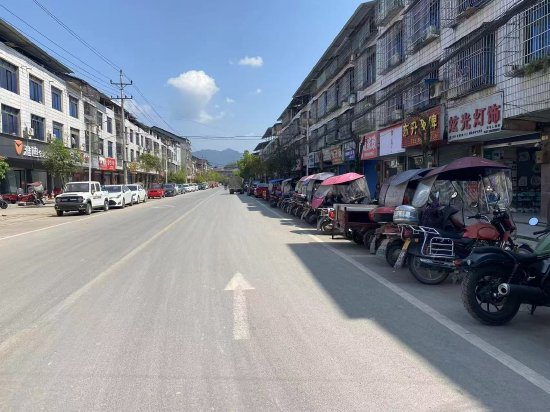 观音镇场镇秩序提质行动成效