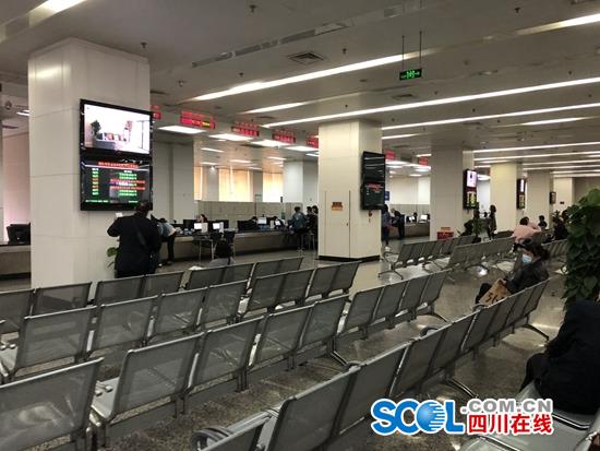 楼市三大件悄然在变房产新闻 成都二手房成交量走低