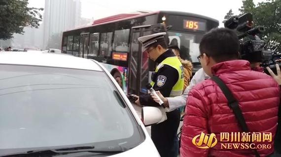 OTw6-fxmpnqm3014770.jpg