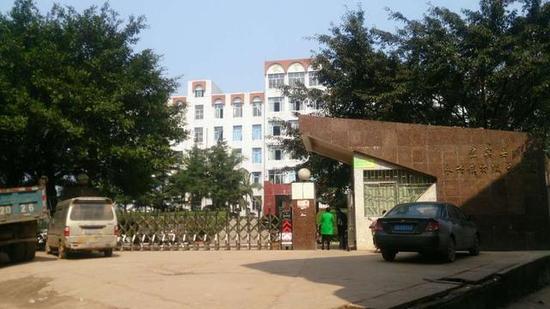 宜县多少人口_吉林有多少人口(3)