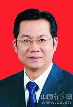 向东
