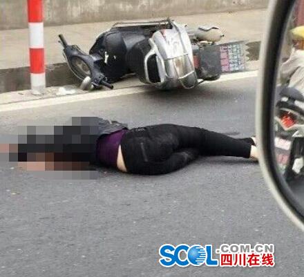 阆中滕王阁附近发生车祸