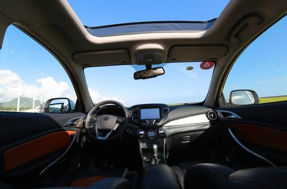 挑战神车 比亚迪宋对比途观和CR-V_成都汽车