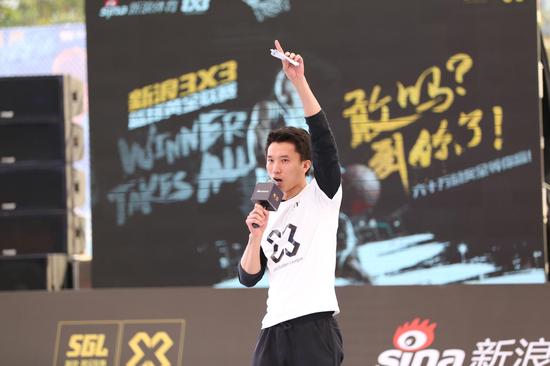 专访:CBA联赛著名主持人刘芳宇助阵新浪黄金联赛