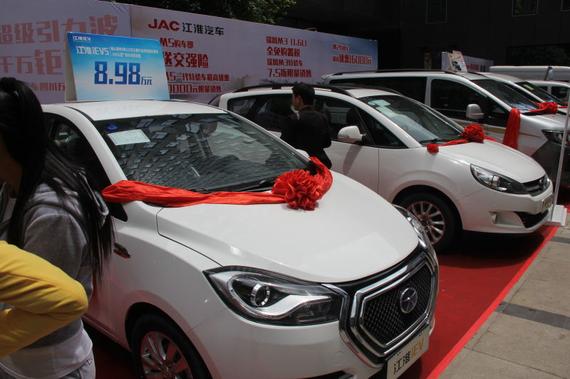 江淮汽车四川万人团购会成都站圆满落幕_成都