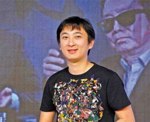 老总玩下属_浦发老总睡女下属照片(3)