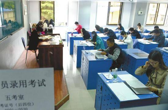四川史上最大规模公招公务员开考 双创入题