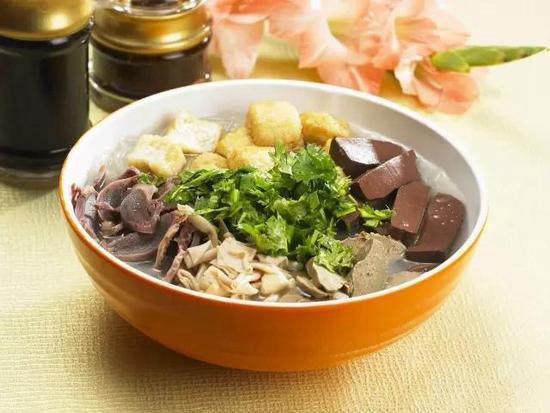 吃货自驾必去! 国内11条美食老街盘点_成都汽