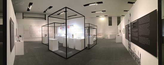 　　2014年下半年，“作为启蒙的设计”中国国际设计博物馆包豪斯藏品在国博大规模系统展示，逐步实现经典藏品向设计理论研究的升华。
