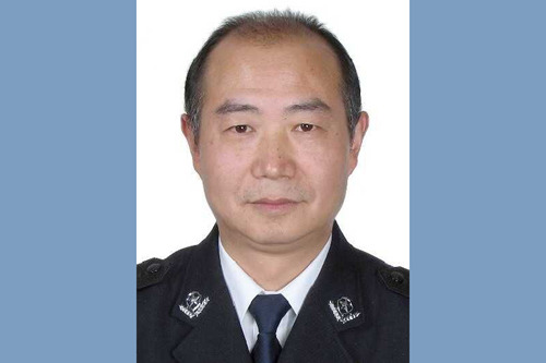 王明华