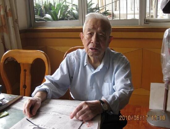 电子科大原副院长解守仁