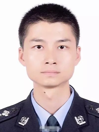 绵阳江油一民警抓捕罪犯 遇车祸不幸身亡