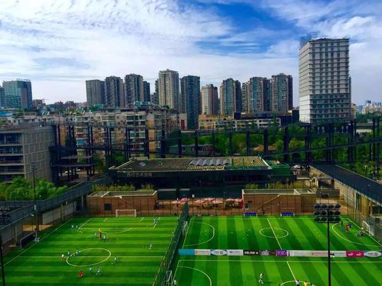 欧洲杯球迷狂欢趴体火热开启 心动大奖等你来