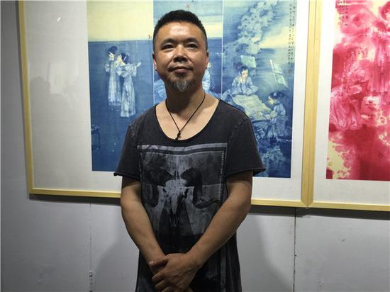 艺术家苏茂隆