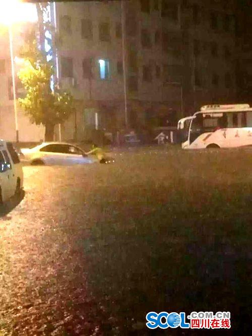 泸州城区开启“看海”模式