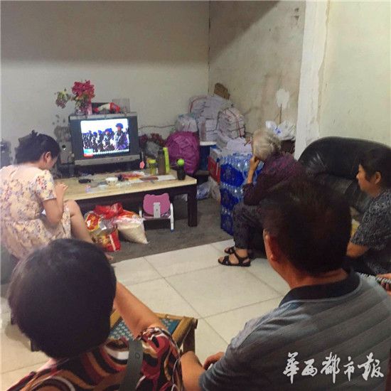 南苏丹维和牺牲烈士遗体回国