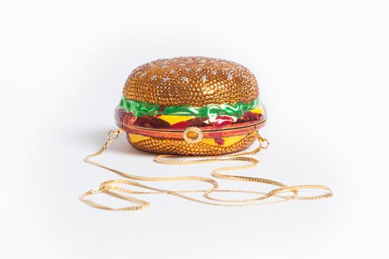 《汉堡包》，金属、水晶，Kathrine Baumann