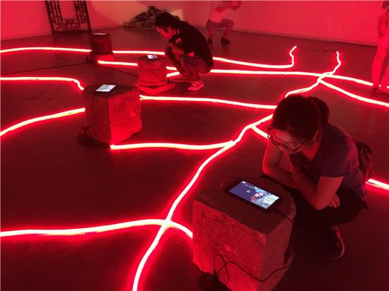 杨千作品（局部）