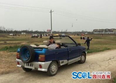 就是任性!四川厨师300元买奥拓改敞篷车_成都