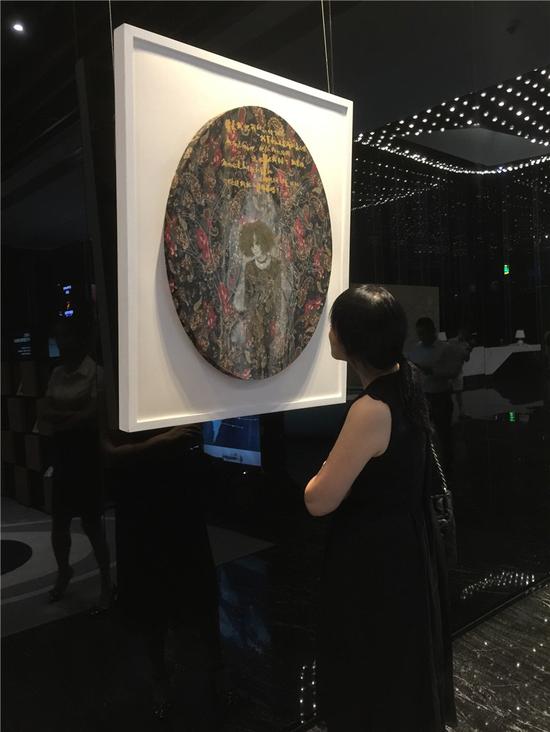 七夕之夜七个女艺术家办了个画展