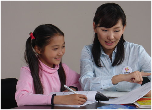 北影双料状元关晓彤 凭什么边拍戏文化课还能