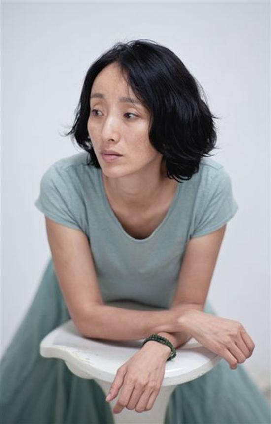 做了20年雕塑 女艺术家向京要告别这一切_新浪四川_新浪网