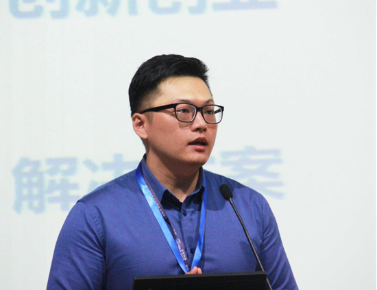优易数据总经理夏珺峥展示科技应用成果
