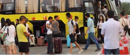 四川文化传媒职业学院新生迎新生 开启大学新