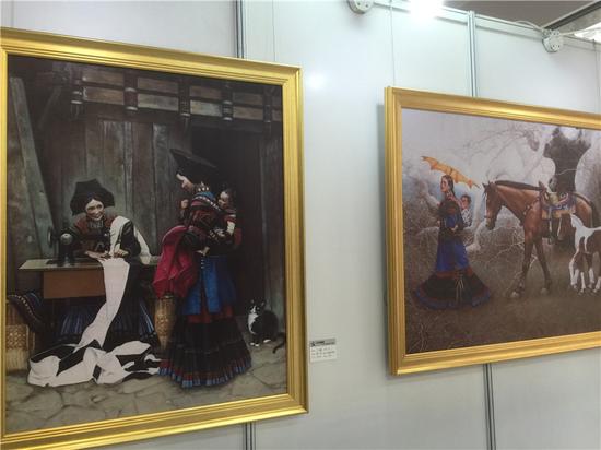 战旗飞舞首届公益名家画展现场