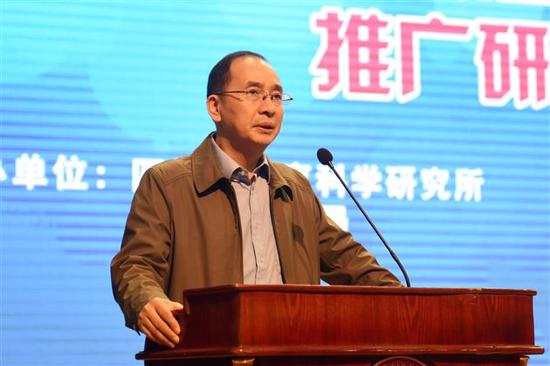 四川省教育科学研究所科研管理室主任王真东