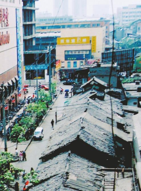 1996年的青年宫电影院。 刘陈平摄
