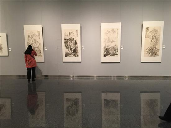 “悟道·清花韵”何进书画作品展现场