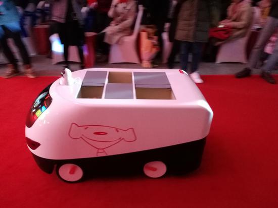 京东“无人车”将会在四川测试并投入使用。