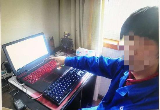 成都网瘾男淘宝网购A货掉包真品 刚出手就被抓