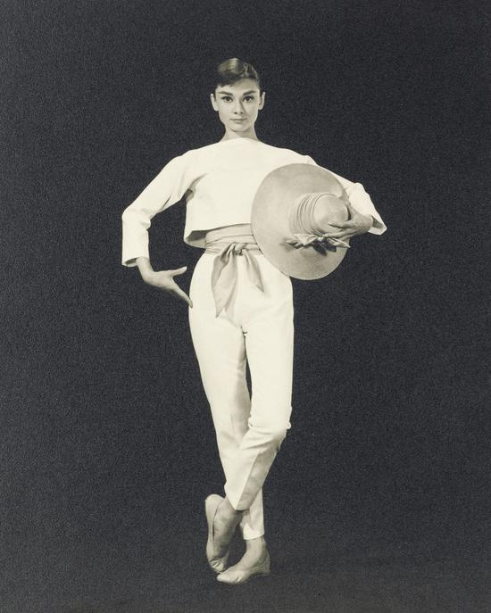 毕特-佛雷克(1916-2002),《奥黛丽-赫本》,1956 年,估价:1,000-2,000 英镑