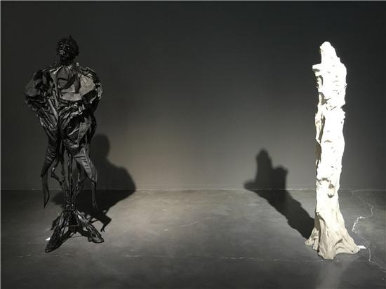 驱散阴霾:周褐褐新作展现场