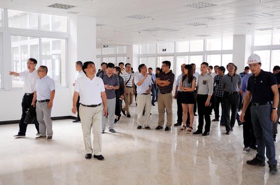 xTgk-fyixias1101314.jpg