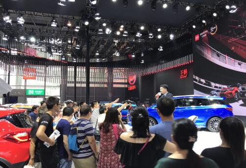 成都车展官降2万 比亚迪销量增长2成